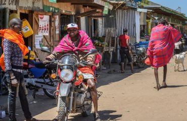 Nkoiale shopping center © Marielle de Valk